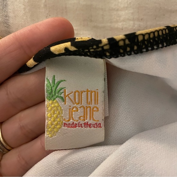 🐆🐆Kortni Jeane high waist swim bottoms size XS - Picture 3 of 4